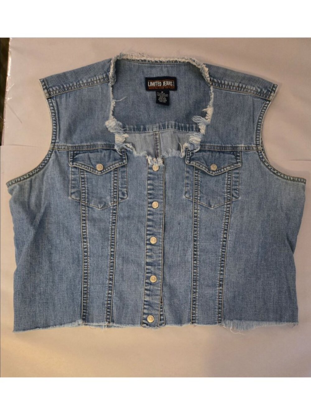 WT-1019 Women's Medium Limited Jeans, sleeveless top or vest